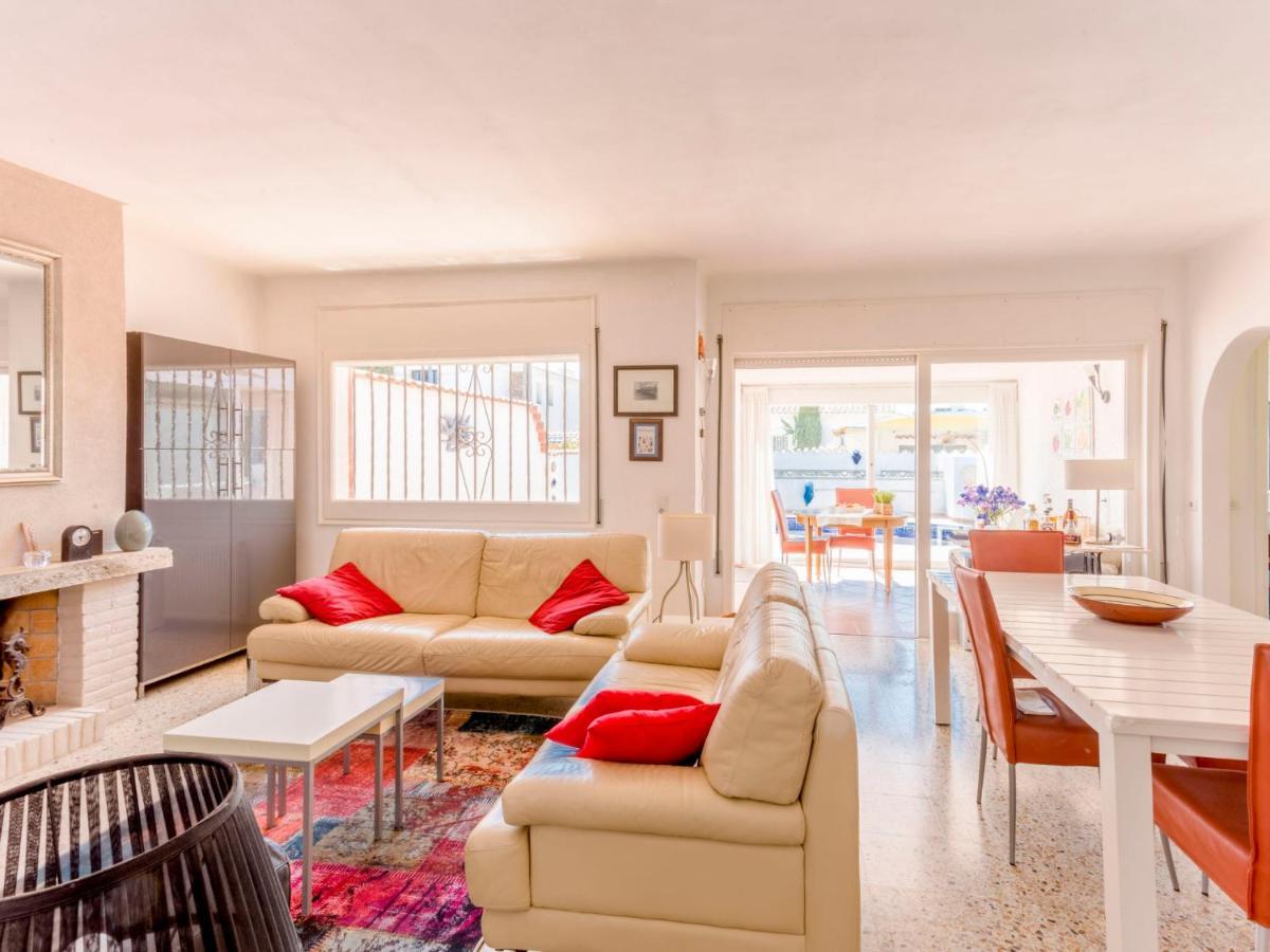 Holiday Home Peni By Interhome Empuriabrava Eksteriør bilde